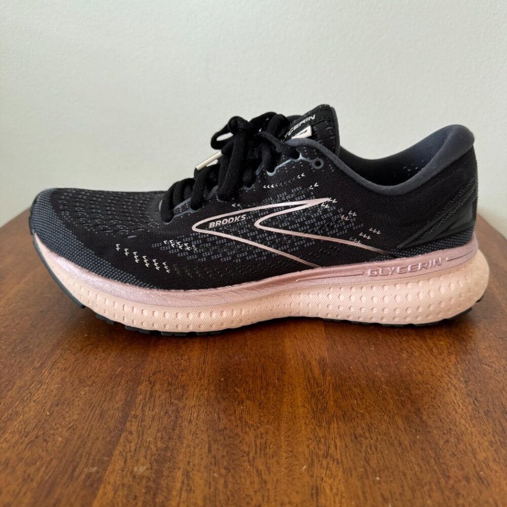 Brooks Glycerin 19 in Black and Pink - Picture 6 of 14